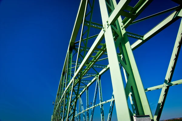Fortfarande byggandet av bron — Stockfoto