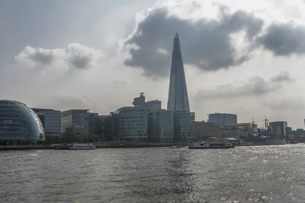 El horizonte de Londres en un día sombrío — Foto de Stock