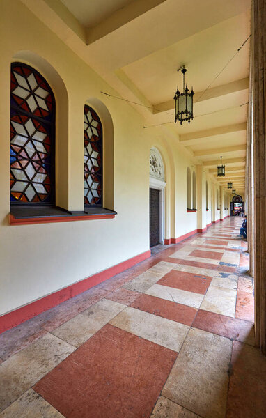 Фрагмент интерьера Будапештской синагоги