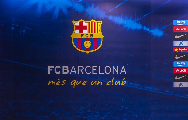 Emblema FC Barcelona allo stadio Camp Nou — Foto Stock