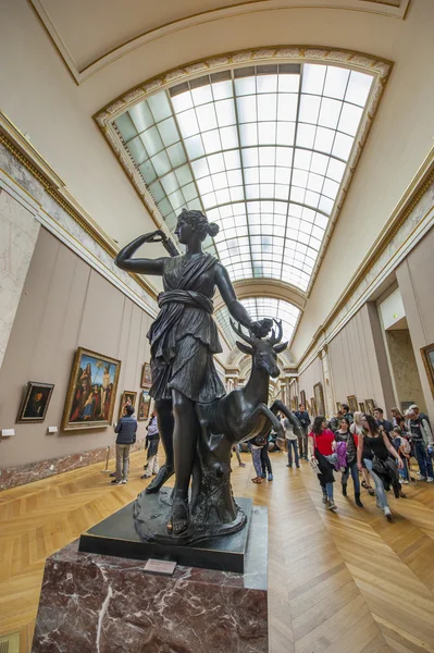 Louvre galerilerde