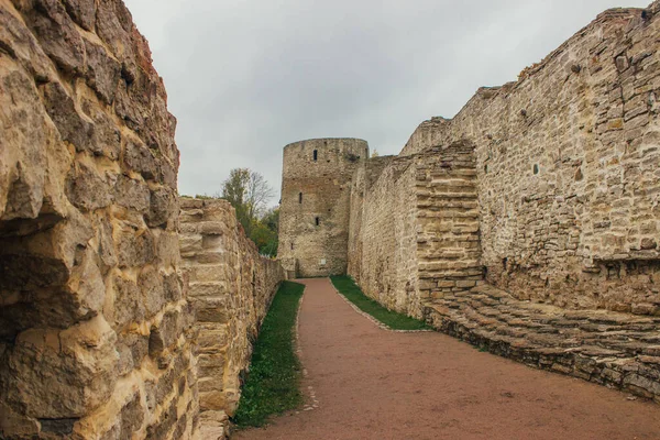 Izborsk Kalesi Izborsk Pskov Bölgesi Şehrinde Taştan Bir Kaledir 1330 — Stok fotoğraf