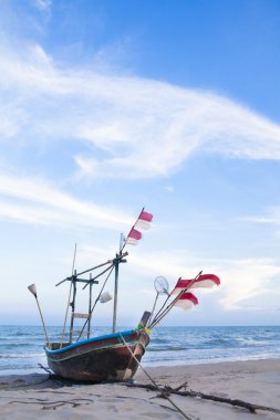 Tayland balıkçı teknesi