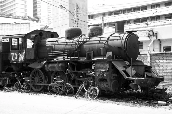 Серый старый поезд и эта картина . — стоковое фото
