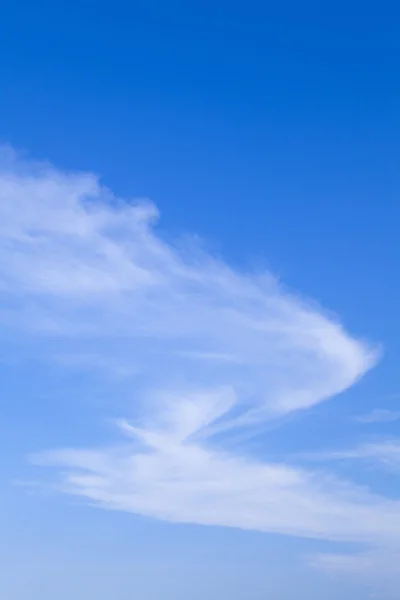 雲と青い空 — ストック写真