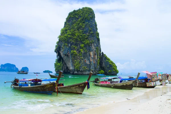 Strand von ao nang — Stockfoto