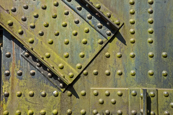 Abrazaderas de tornillo de acero puente ferroviario es fuerte — Foto de Stock
