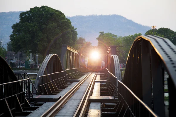 タイ カンチャナブリは、クウェー川橋 . — ストック写真