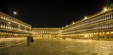St. Mark Meydanı, Venedik