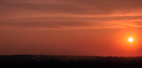 Zonsondergang Boven Een Mijngroeve — Stockfoto