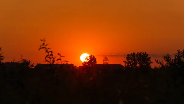 Zonsondergang Boven Een Klein Provinciestadje — Stockfoto