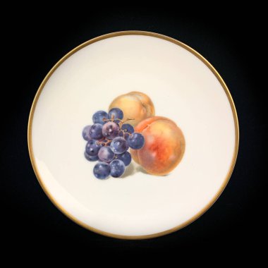 Antika meyve tabağı. Dekupaj için çiçek desenleri.