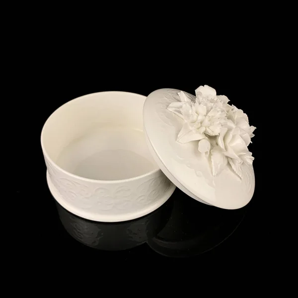 Antique Ceramic Bubble Box Roses White Jewelry Box Black Background — Stok Foto