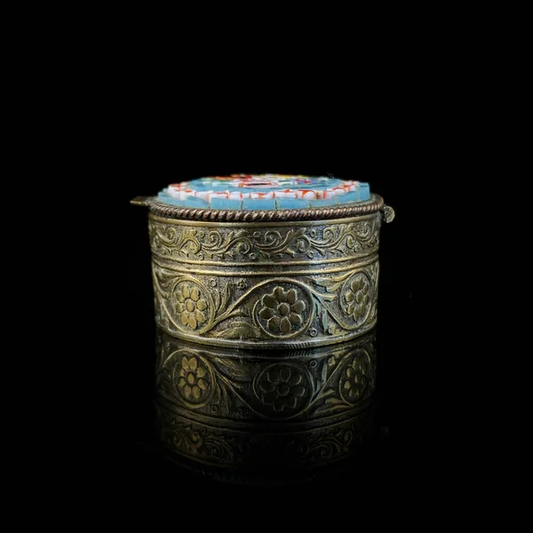 Metal Jewelry Box Inlay Antique Metal Jewelry Box Isolated Black — 图库照片