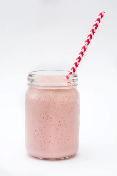 Smoothie aux fraises. Photo isolée — Photo