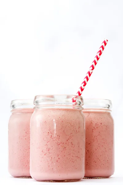 Smoothie aux fraises. Photo isolée — Photo