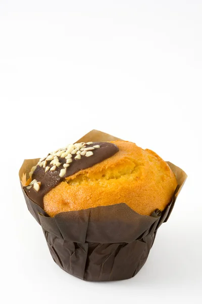 Muffin geïsoleerd op witte achtergrond — Stockfoto