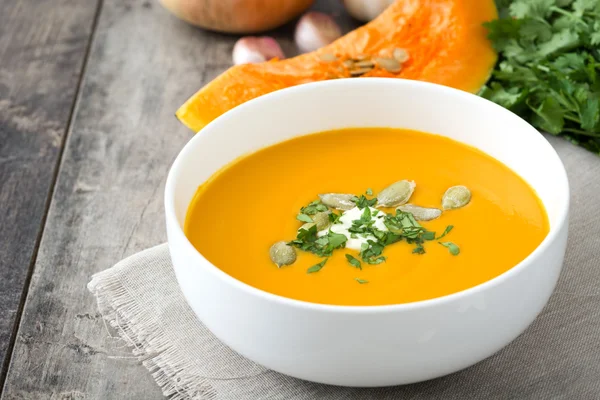 Soupe à la citrouille et ingrédients — Photo