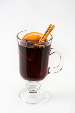 Noel beyaz arka plan üzerinde izole şarap mulled