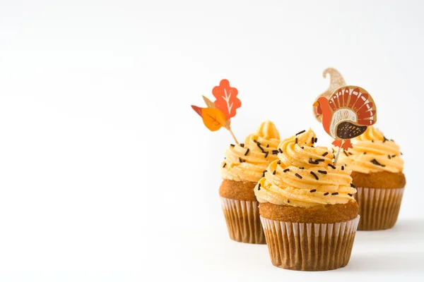 Ημέρα των Ευχαριστιών cupcakes που απομονώνονται σε λευκό φόντο — Φωτογραφία Αρχείου