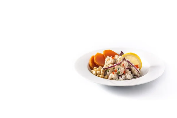 Ceviche Peruviane Con Pesce Patate Dolci Mais Verdure Isolate Sfondo — Foto Stock