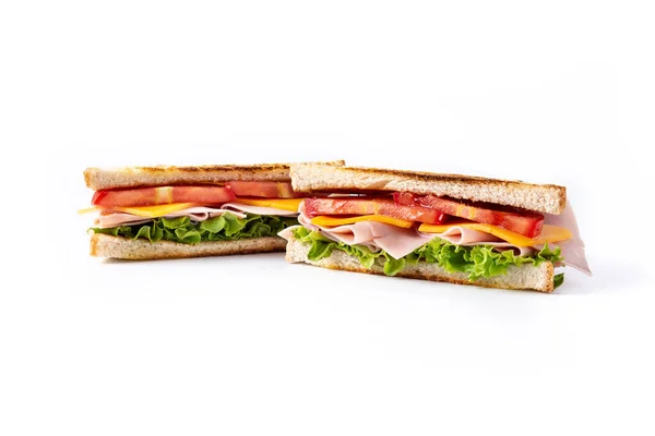 夹杂着西红柿 火腿和奶酪的三明治 背景为白色 — 图库照片