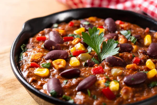 Traditionelle Mexikanische Tex Mex Chili Con Carne Eiserner Pfanne Auf — Stockfoto