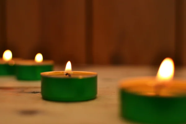 Velas em madeira — Fotografia de Stock