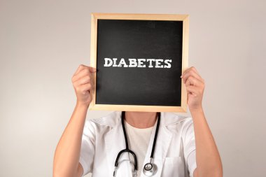 yüzünü önünde bir tahta Doctor
