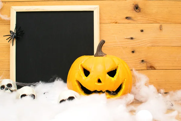Halloween dýně s tabulí — Stock fotografie