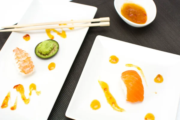 Sushi och wasabi — Stockfoto