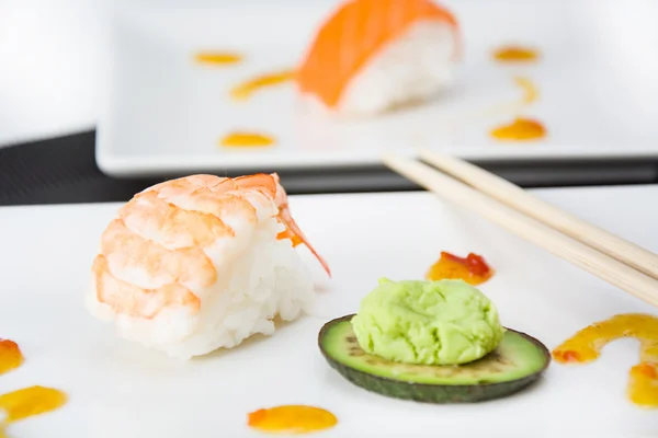 Sushi et wasabi — Photo