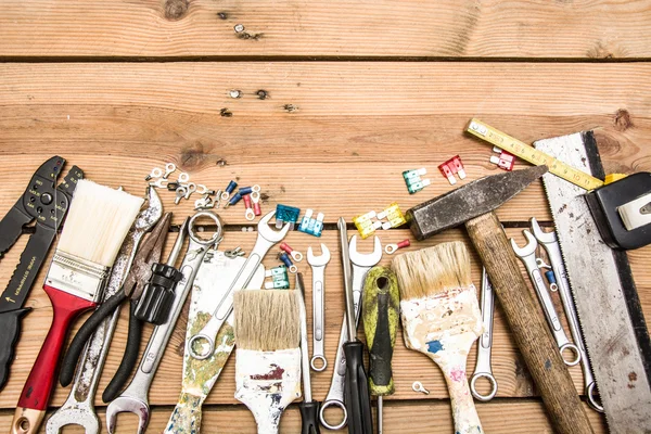 Herramientas sobre madera — Foto de Stock