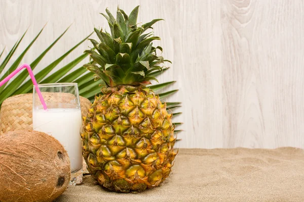 Frutas tropicales — Foto de Stock