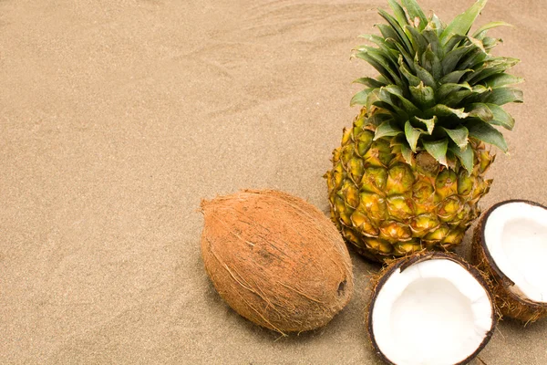 Frutas tropicales — Foto de Stock