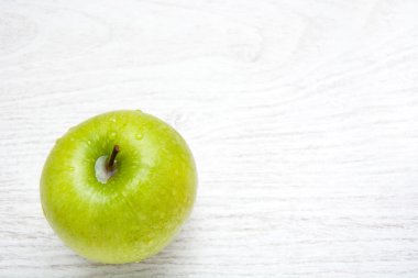 Yeşil elma