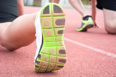 Koşucular parça başında