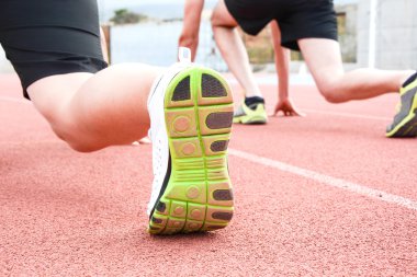 Koşucular parça başında