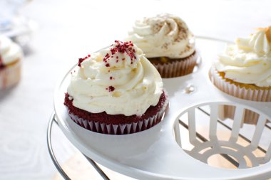 Mutfakta cupcakes hazırlama