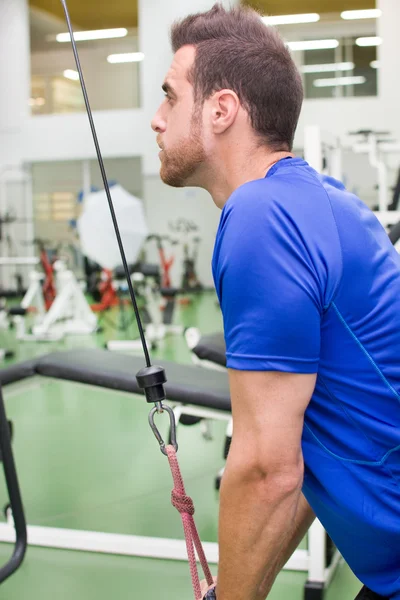 Man in gym — Stock Photo, Image