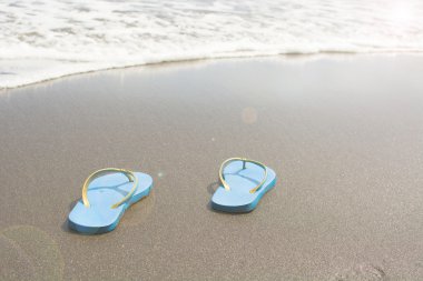 Sahilde Ayakkabı Yaz