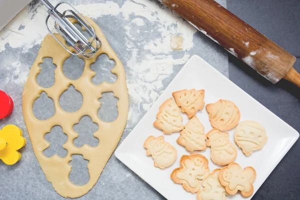 Baking Christmas cookies — Stock fotografie