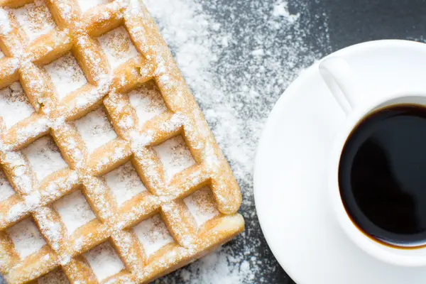 Waffles e café — Fotografia de Stock