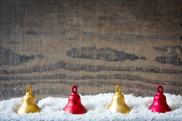 Campane di Natale sulla neve — Foto Stock