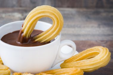 Churros sıcak çikolata. İspanyol Kahvaltı