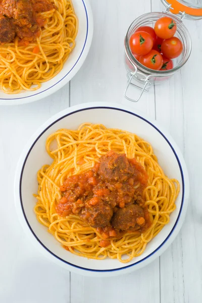 Espaguetis con albóndigas — Foto de Stock