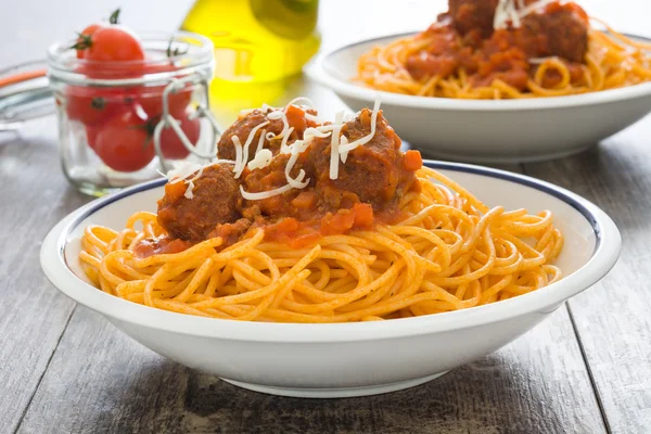 Espaguete com almôndegas — Fotografia de Stock