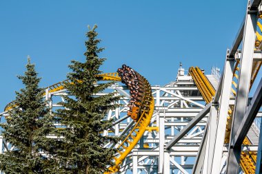 .Lunapark 