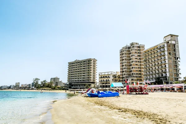 Varosha the abandoned Ghost city in Famagusta .Northern Cyprus. — Stock Photo, Image