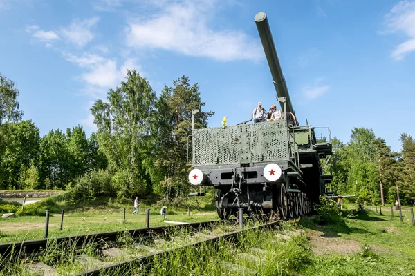 Widoki z armaty i szyna Transporter w Fort Krasnaya Gorka — Zdjęcie stockowe
